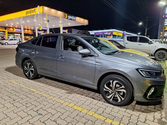 VOLKSWAGEN VIRTUS 1.0 200 TSI COMFORTLINE AUTOMÁTICO
